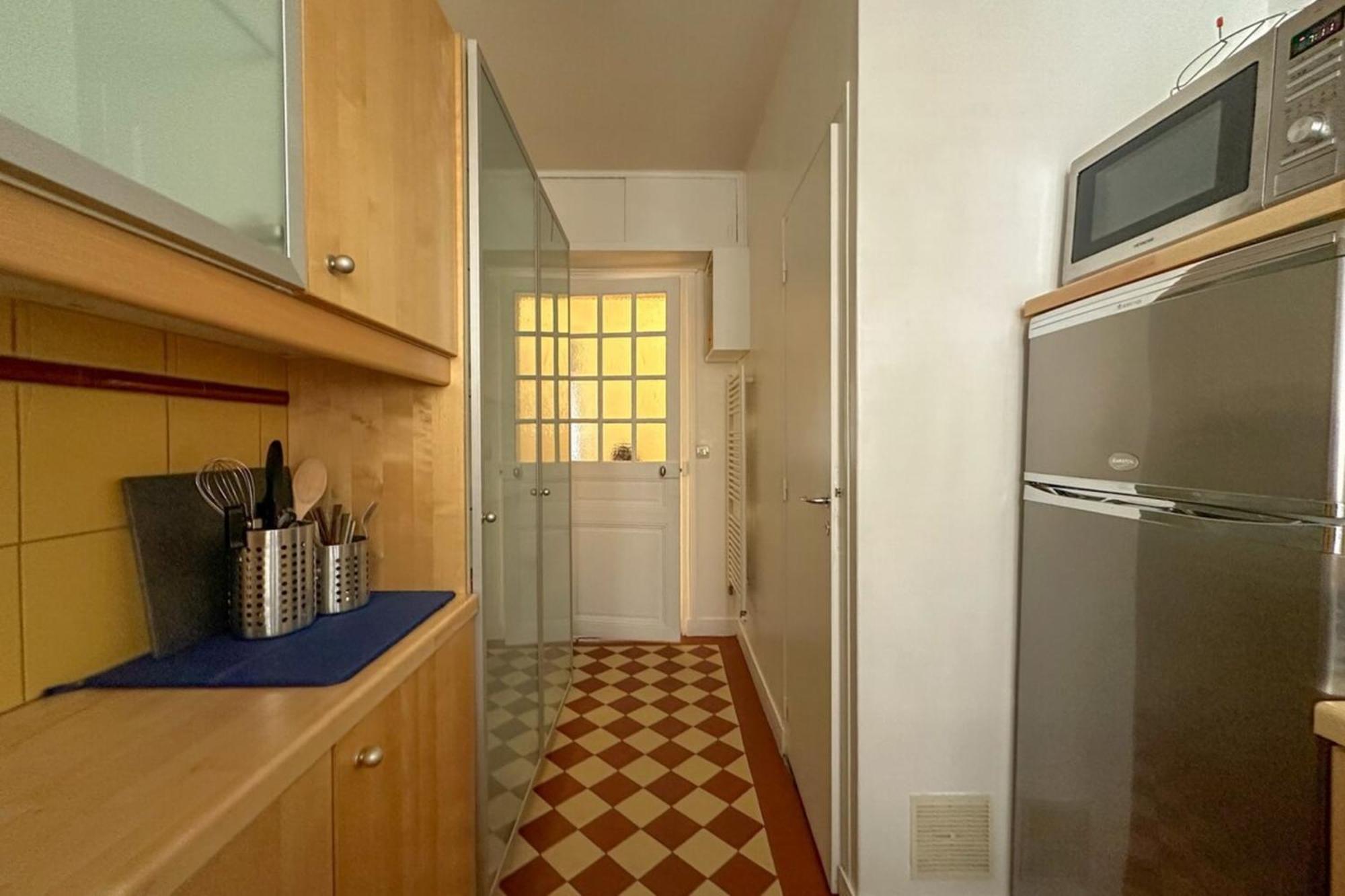 Flexliving - Whole Flat - Bachaumont Apartment *