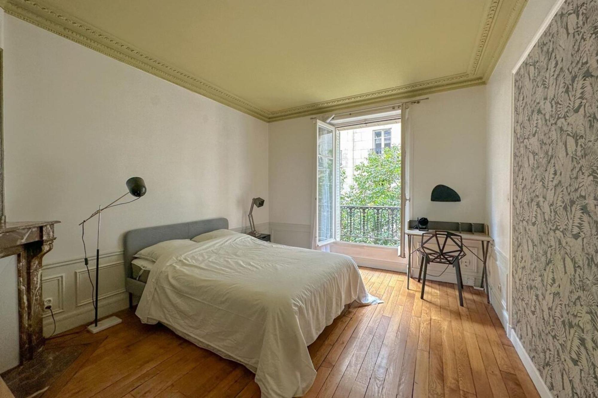 Flexliving - Whole Flat - Bachaumont Apartment