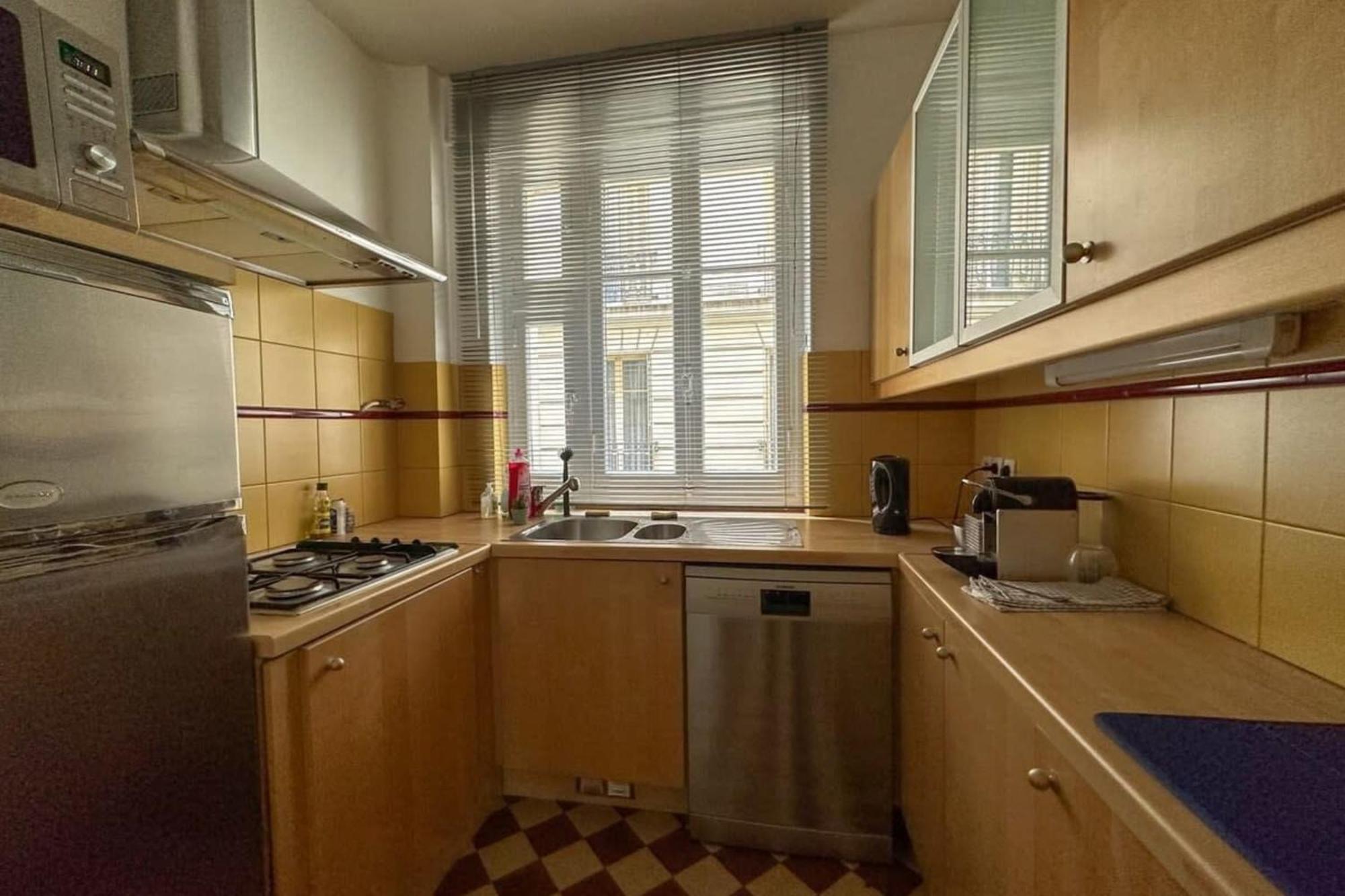 Flexliving - Whole Flat - Bachaumont Apartment